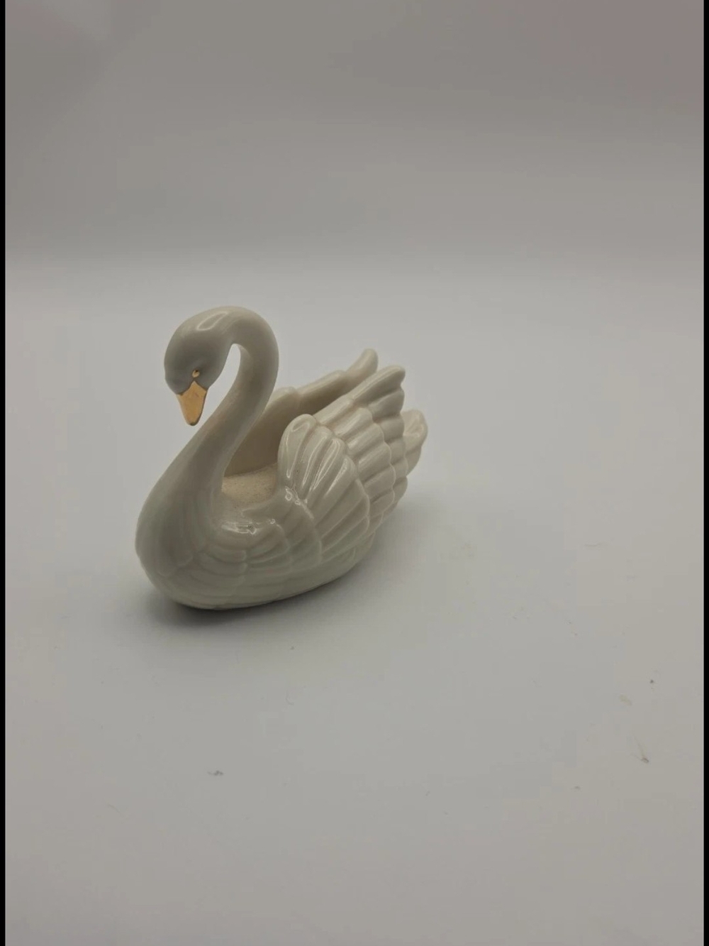 LENOX SWAN CARD HOLDER / CAKE TOPPER 24K ACCENTS